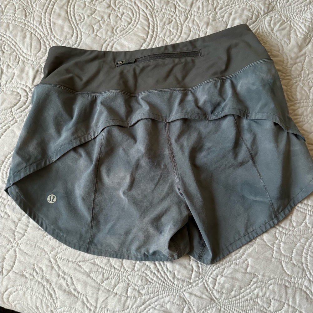 Lululemon speed up shorts size 4